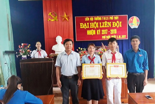Anh 9 lien doi.jpg