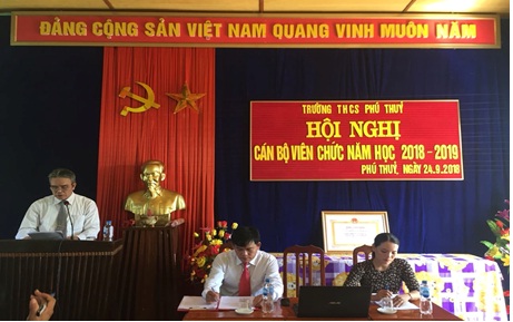 A4 Hoi nghi.jpg