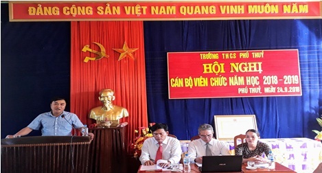 A6 Hoi nghi.jpg