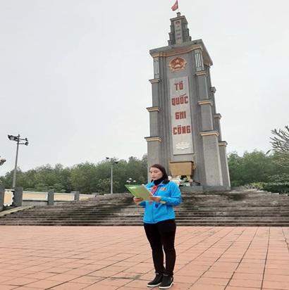 mai thuy 3.jpg